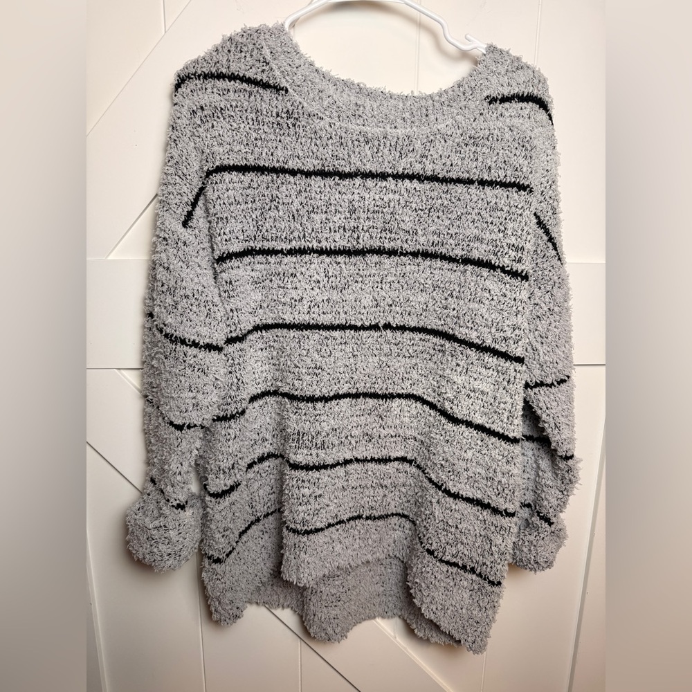 U.S. Polo Assn. Gray and Black Striped Sweater Fuzzy Large